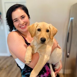 Meet your Posher, Emilie